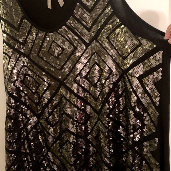 Black silver sequinned in front only tank top Addition Elle 2x barely worn - Picture 2 of 3